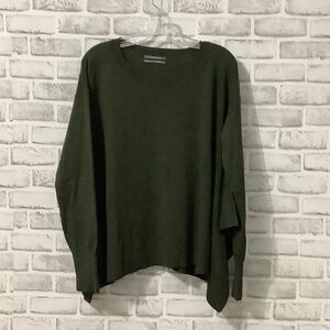 Anthropologie Dark Green Scoop Neck Sweater size L